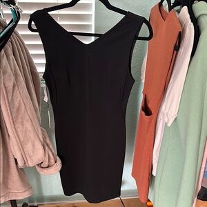 Babaton Elegant Black Sleeveless Dress